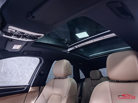 Porsche Macan 19 of 30