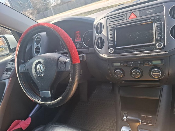 Volkswagen Tiguan 8 of 10