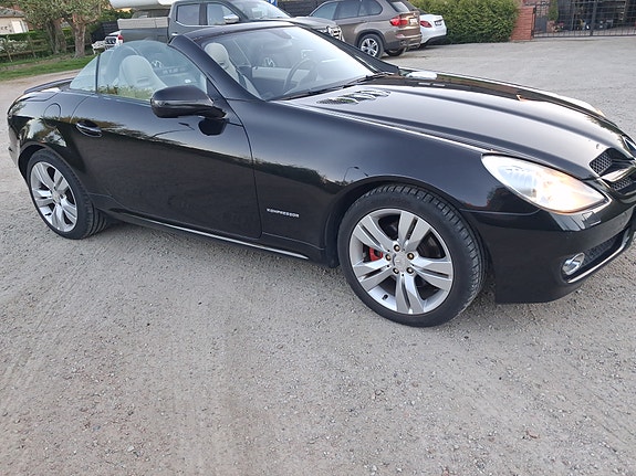 Mercedes-Benz SLK200 10 of 12