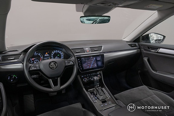 Skoda Superb 8 of 21