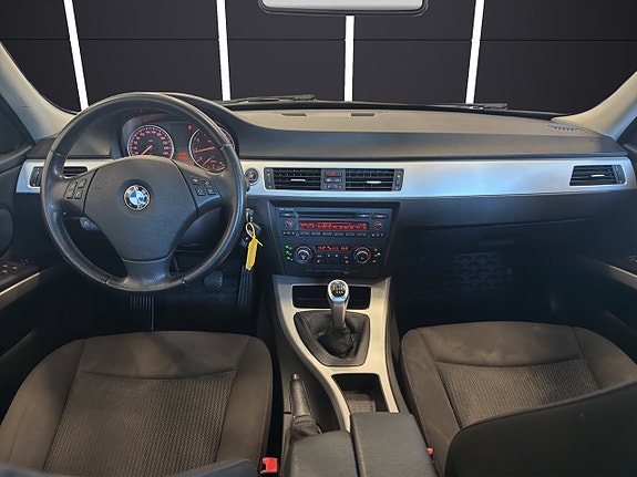 BMW 320 13 of 23
