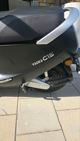 Yadea C1S 4 of 4