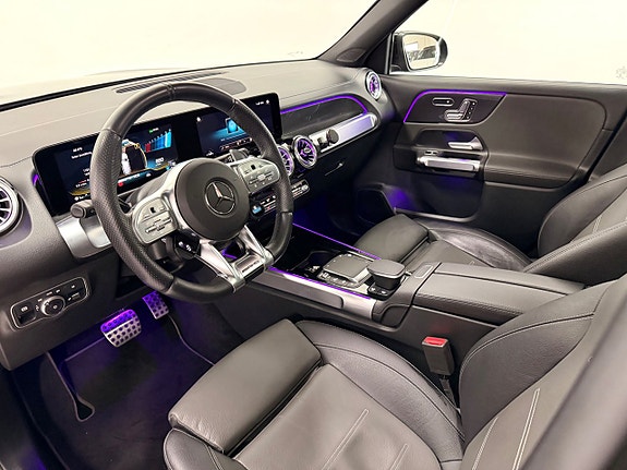 Mercedes-Benz GLB250+ 8 of 30
