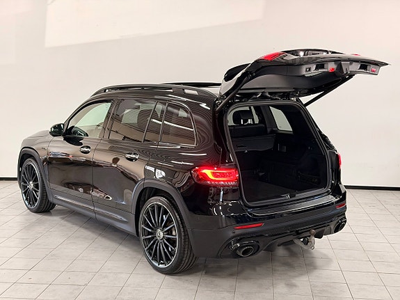 Mercedes-Benz GLB250+ 5 of 5