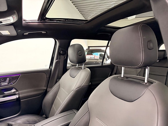 Mercedes-Benz GLB250+ 11 of 30