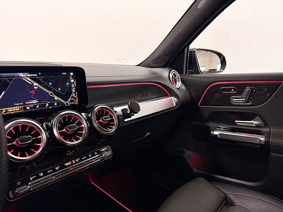 Mercedes-Benz GLB250+ 27 of 30
