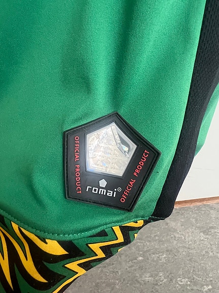 Product image 4 of 6