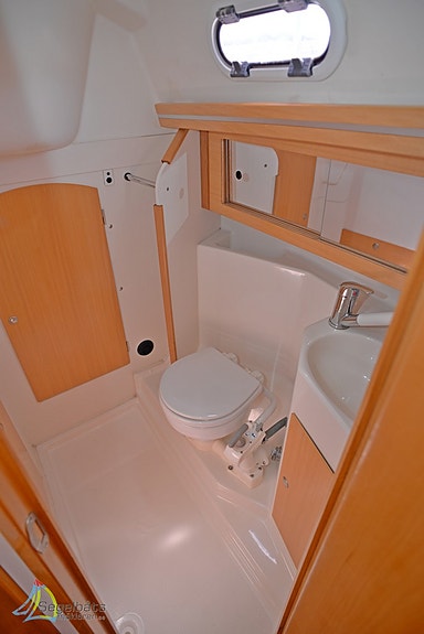 Hanse 315 8 of 13