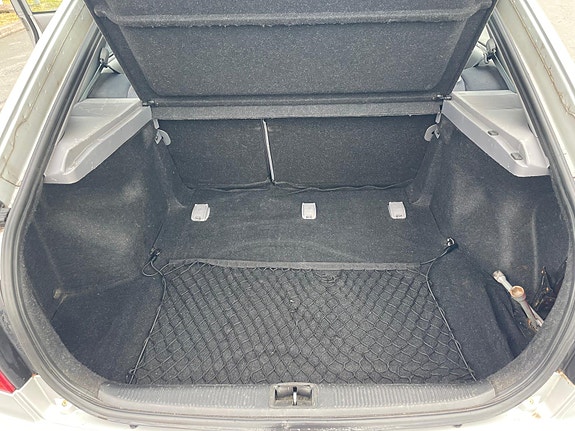 Hyundai Elantra 11 of 11