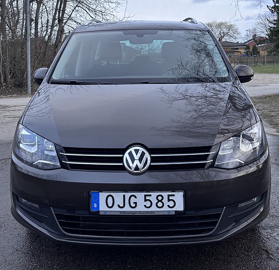 Volkswagen Sharan 3 of 3