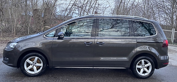 Volkswagen Sharan 2 of 3