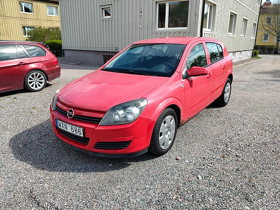 Opel Astra 3 of 5