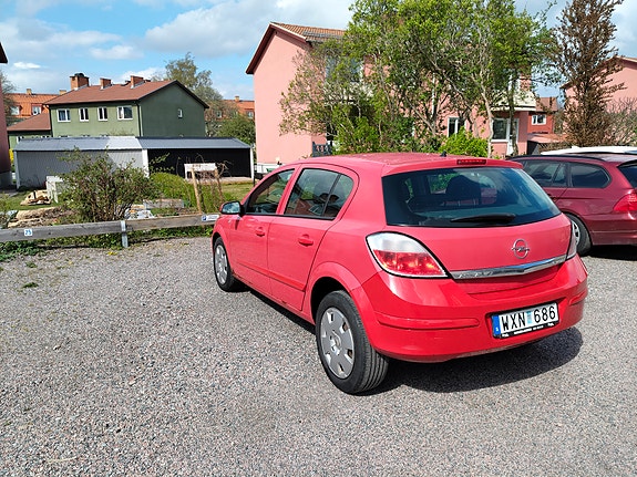 Opel Astra 5 of 5