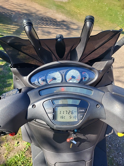 Piaggio X9 500cc 5 of 6