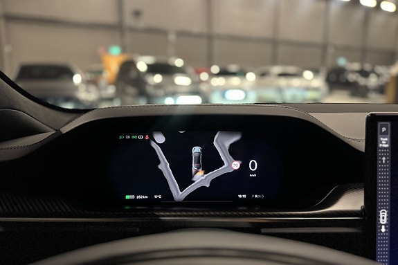Tesla Model S 14 of 22