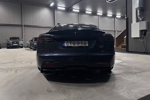 Tesla Model S 5 of 5