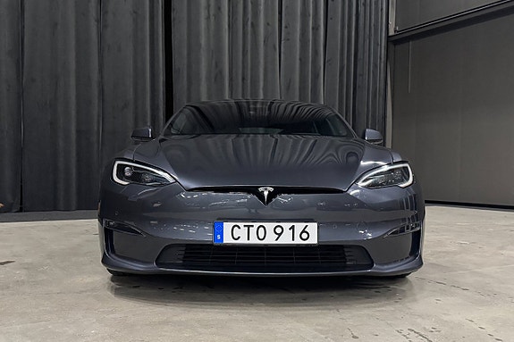 Tesla Model S 9 of 22