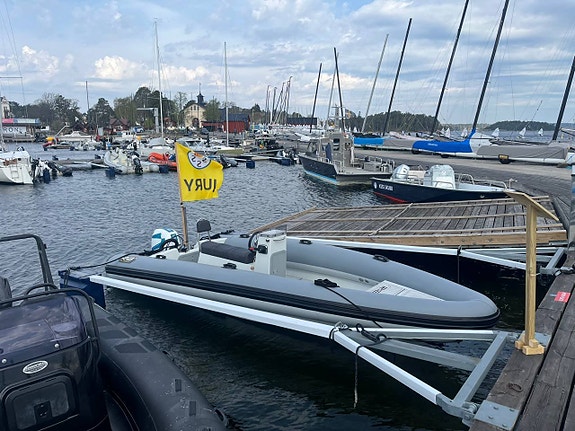 RIB Unlimited 6S Electric - Elbåt 50hk / 25.9 kWh batteri 7 of 12