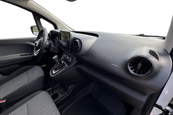 Mercedes-Benz eCitan 10 of 13