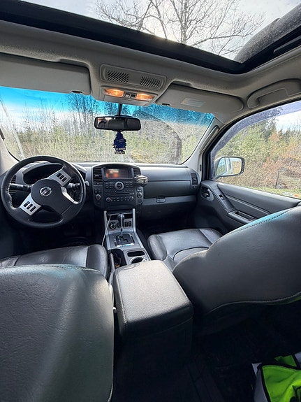 Nissan Navara 4 of 4