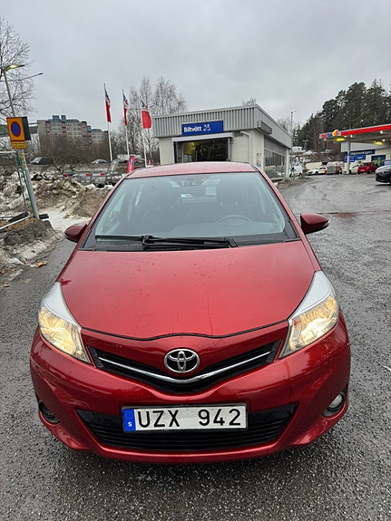 Brugt Toyota Yaris 1.3 vvt-i