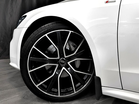 Audi A7 12 of 30