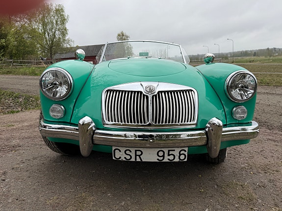 MG A 4 of 5