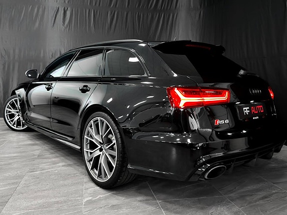 Audi RS6 14 of 30