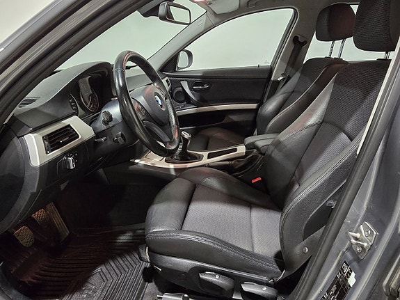 BMW 318d 7 of 15