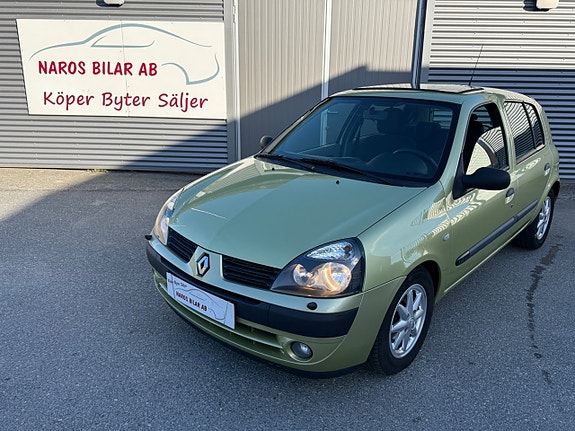 Renault Clio 10 of 11