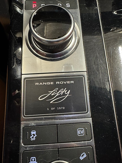 Land Rover Range Rover 10 of 10