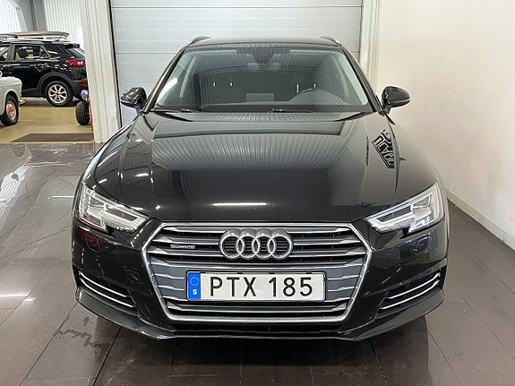 Audi A4 7 of 14