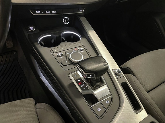 Audi A4 12 of 14