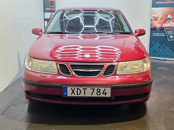 Saab 9-5 2 of 5