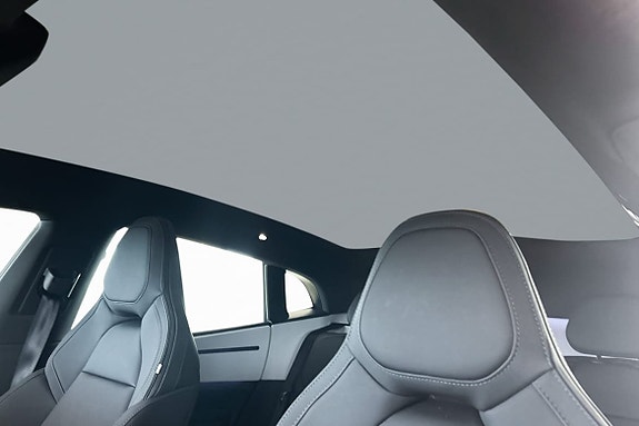 Polestar 4 25 of 30