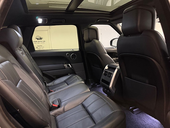 Land Rover Range Rover Sport 21 of 30