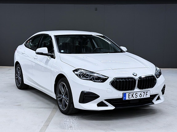 BMW 218 18 of 18