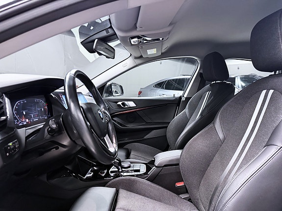 BMW 218 5 of 18