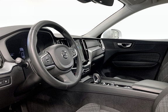 Volvo XC60 6 of 10