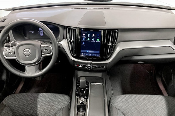 Volvo XC60 5 of 10