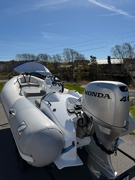 Ribbåt Zodiac Yachtline 380 DL 6 of 10