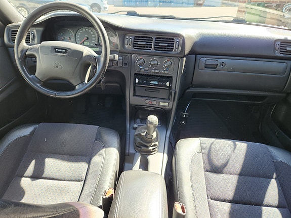 Volvo S70 3 of 6