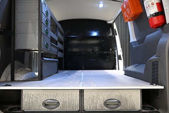 Volkswagen Transporter 11 of 30