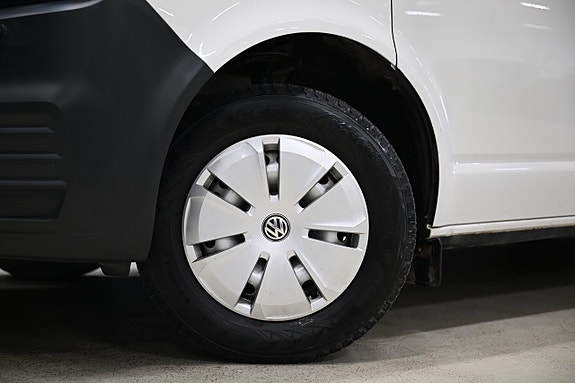 Volkswagen Transporter 4 of 30