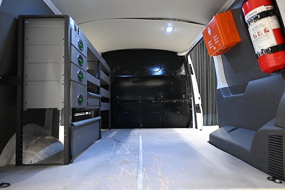 Volkswagen Transporter 8 of 30