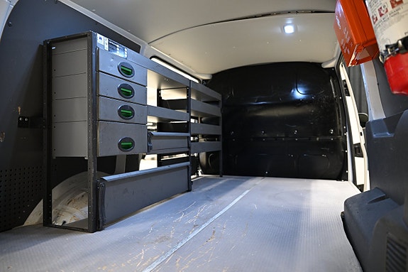 Volkswagen Transporter 10 of 30