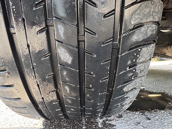Porsche Cayenne 8 of 18