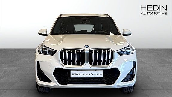 BMW X1 8 of 9