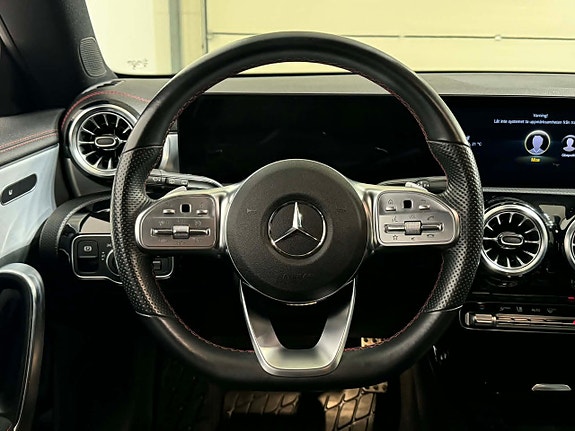 Mercedes-Benz CLA200 14 of 21