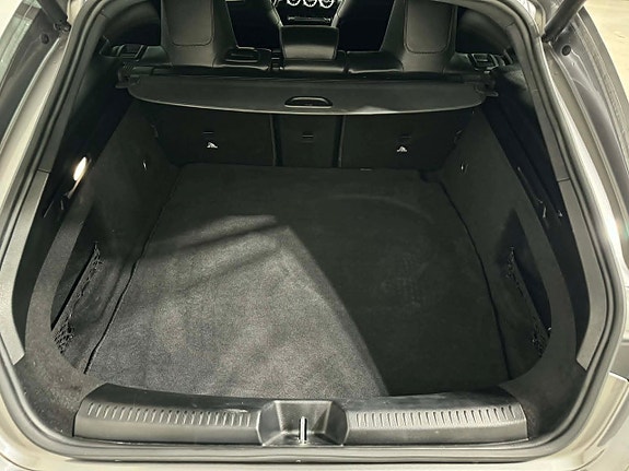 Mercedes-Benz CLA200 12 of 21